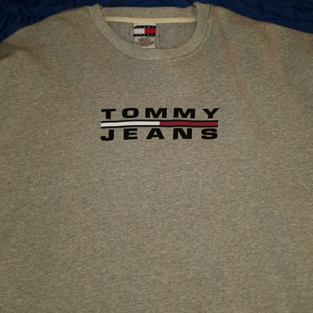 VINTAGE Grey Tommy Jeans Sweatshirt.